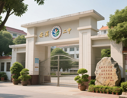 ����У԰�Ļ����裬����Уʷ������뽨�裬����У԰������Ƽ��Ľ�